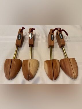Bally Cedar Shoe Trees with Brass Rods and Red Pull Cords 2 pr